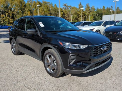 Used 2025 Ford Escape ST-Line image 2