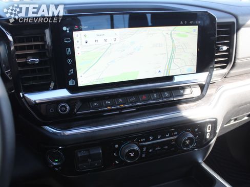 Certified 2025 Chevrolet Silverado 1500 LTZ w/ Z71 Off-Road Package image 15