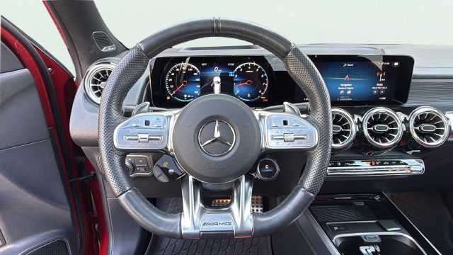 Used 2023 Mercedes-Benz GLB 35 AMG 4MATIC image 17