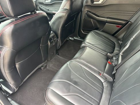 Used 2025 Ford Escape ST-Line Elite w/ Premium Technology Package AWD/4WD image 13