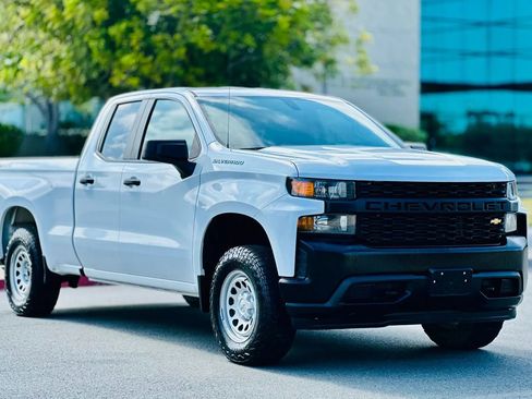 Used 2020 Chevrolet Silverado 1500 W/T w/ WT Convenience Package AWD/4WD image 2