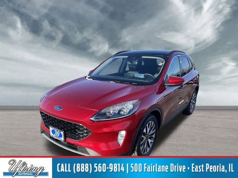 Used 2020 Ford Escape Titanium image 1