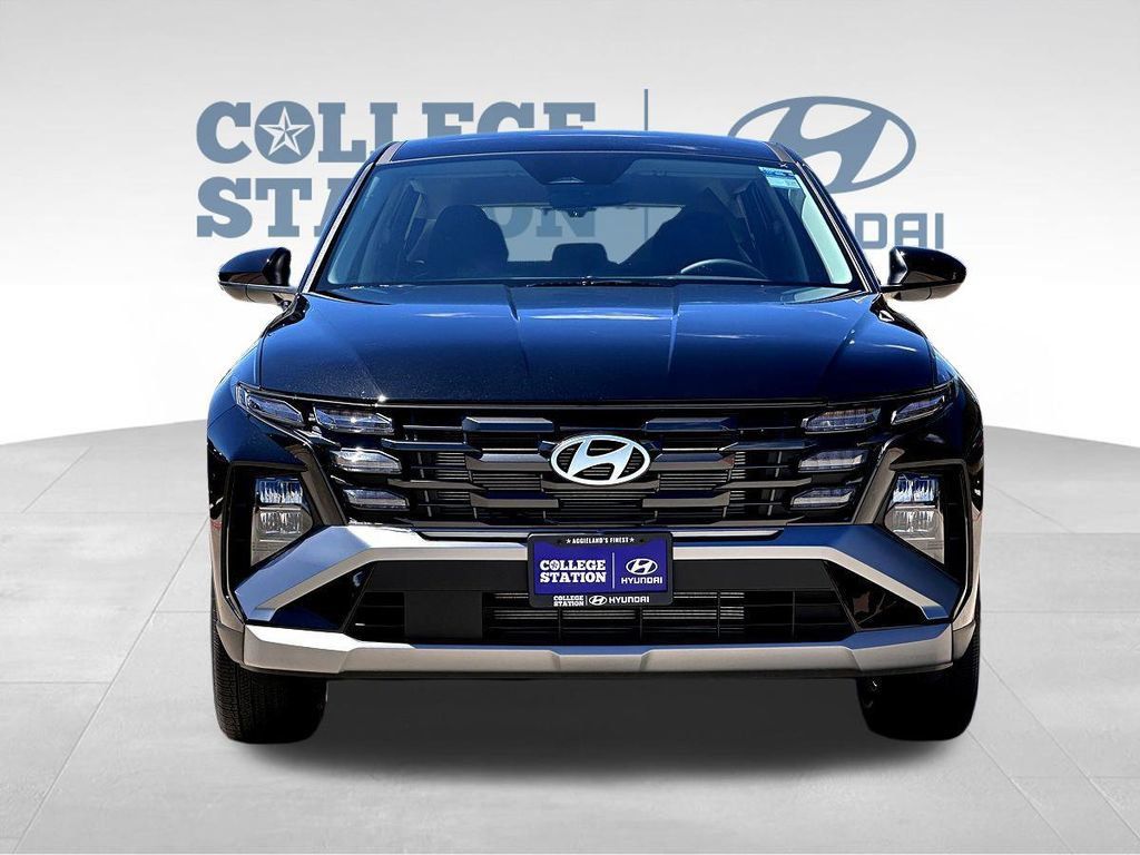 Used 2025 Hyundai Tucson SE FWD image 4