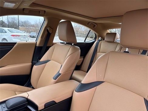 Used 2022 Lexus ES 350 350 image 33