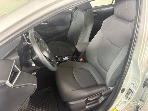 Used 2021 Toyota Corolla LE FWD image 11
