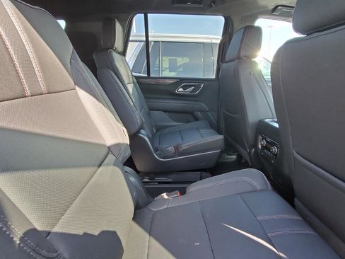 Used 2022 Chevrolet Tahoe RST w/ Luxury Package AWD/4WD image 6