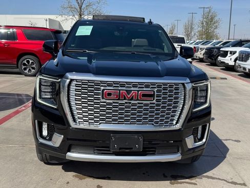 Used 2021 GMC Yukon XL Denali w/ Denali Ultimate Package AWD/4WD image 9