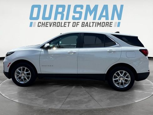 Used 2024 Chevrolet Equinox LT FWD image 3