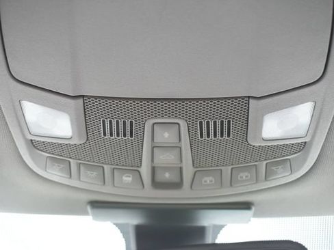 Used 2015 Ford F150 Lariat w/ Equipment Group 502A Luxury AWD/4WD image 37