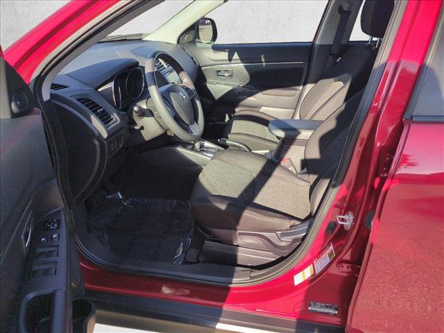Used 2025 Mitsubishi Outlander Sport AWD image 15