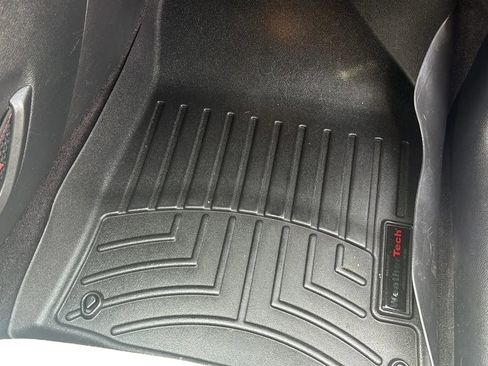 Used 2017 Jeep Cherokee Trailhawk w/ Comfort/Convenience Group image 19