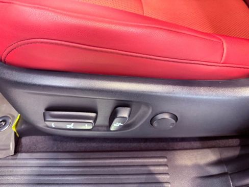 Certified 2023 Lexus GX 460 Premium w/ Accessory Package image 21