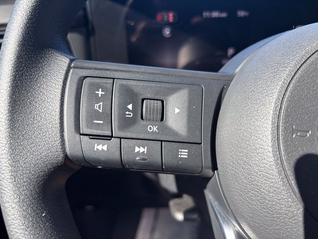 Certified 2026 Nissan Kicks SV w/ SV Premium Package AWD/4WD image 20