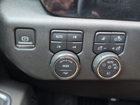 Used 2024 Chevrolet Silverado 3500 LT w/ All Star Edition AWD/4WD image 14