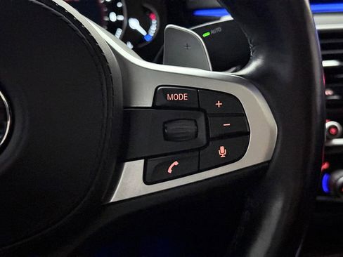 Used 2019 BMW 530i w/ M Sport Package image 39