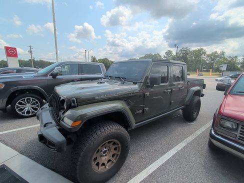 Used 2022 Jeep Gladiator Sport AWD/4WD image 1