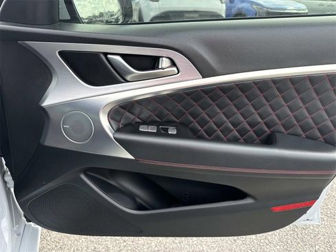 Used 2019 Genesis G70 2.0T Advanced w/ Sport Package image 20