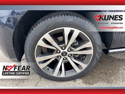 Used 2021 Ford Expedition Max Limited image 16