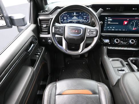 Used 2024 GMC Sierra 2500 AT4 w/ AT4 Premium Plus Package image 11