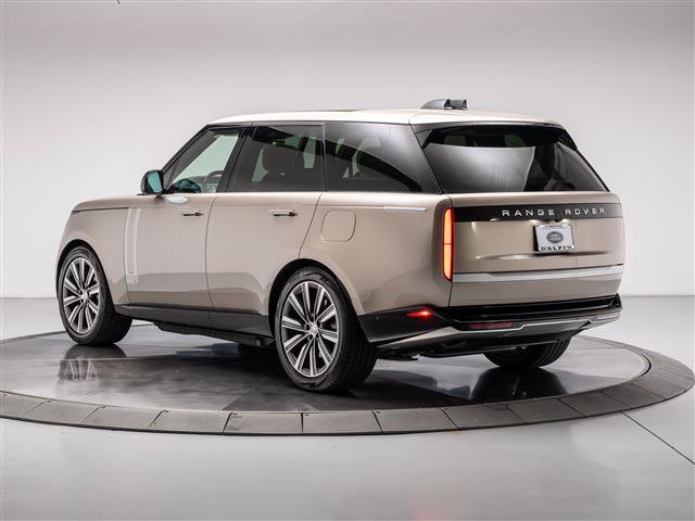 Used 2024 Land Rover Range Rover Autobiography AWD/4WD image 3