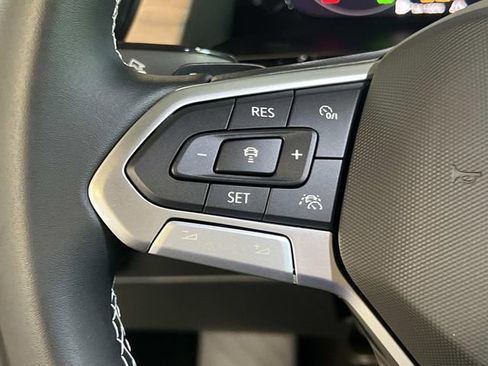 New 2026 Volkswagen Atlas SE FWD image 15