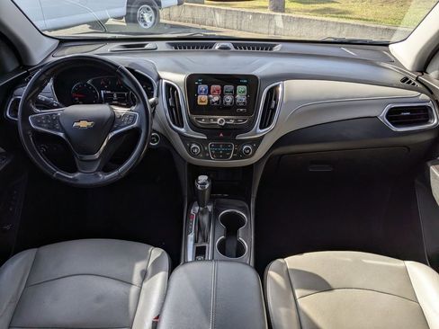 Used 2018 Chevrolet Equinox Premier image 17