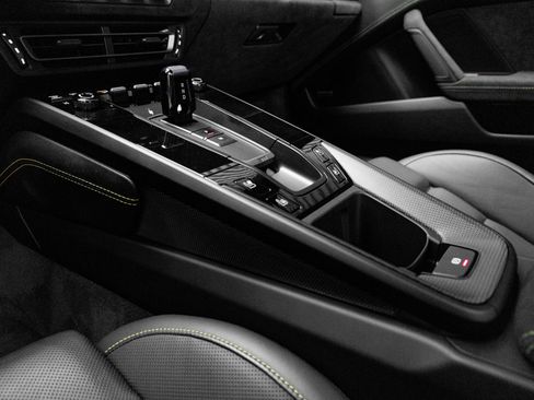 Certified 2023 Porsche 911 Carrera GTS RWD image 26