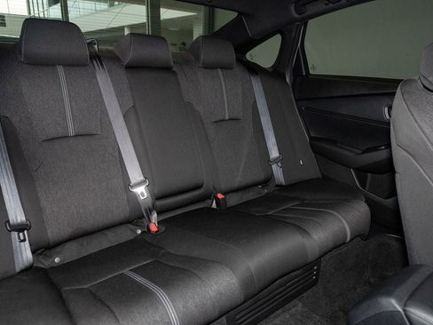 Used 2023 Honda Accord Sport image 5