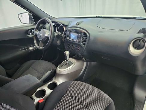 Used 2015 Nissan Juke S image 24