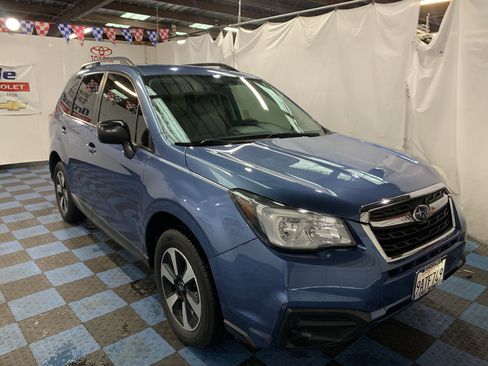 Used 2017 Subaru Forester 2.5i w/ Alloy Wheel Package image 7