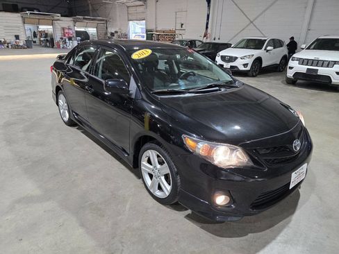 Used 2013 Toyota Corolla S Special Edition image 18