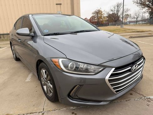 Used 2018 Hyundai Elantra Value Edition w/ Cargo Package image 9