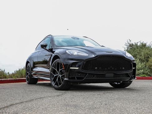 Used 2022 Aston Martin DBX AWD/4WD image 52