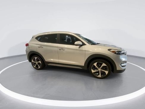 Used 2018 Hyundai Tucson Limited w/ Cargo Package image 9