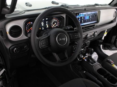 New 2026 Jeep Gladiator Sport AWD/4WD image 8