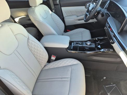 New 2026 Kia Sorento SX Prestige image 16