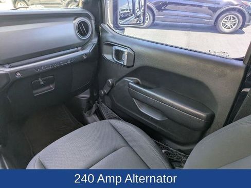 Used 2022 Jeep Wrangler Unlimited Sport AWD/4WD image 17