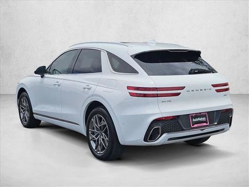 Used 2023 Genesis GV70 2.5T w/ Advanced Package AWD/4WD image 9