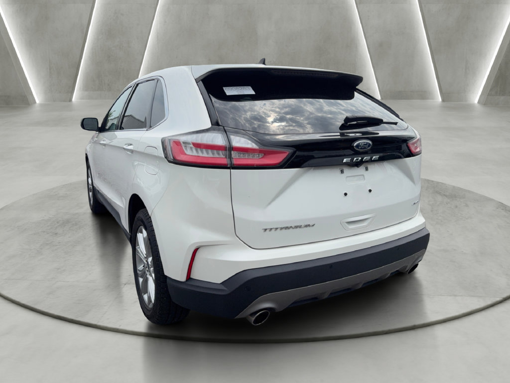 Used 2022 Ford Edge Titanium AWD/4WD image 3