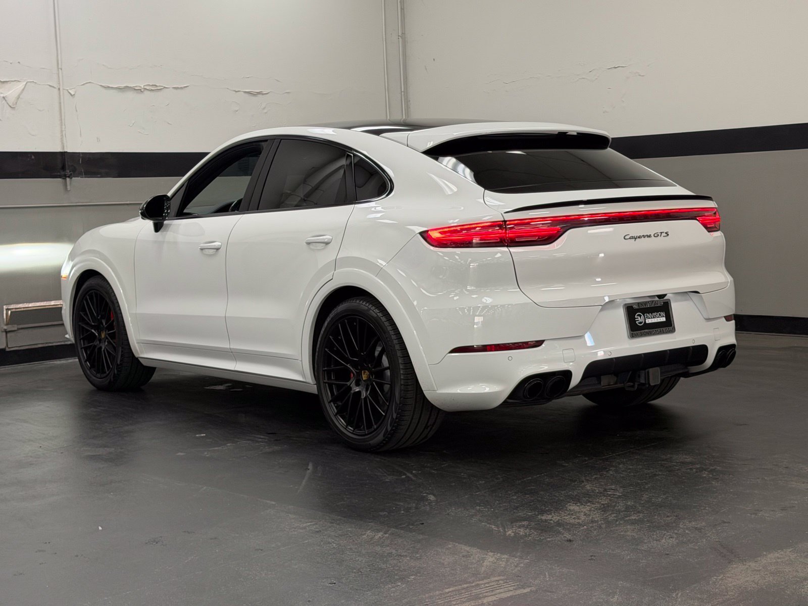 Used 2021 Porsche Cayenne GTS AWD/4WD image 9
