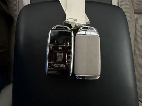 Used 2021 Rolls-Royce Cullinan AWD/4WD image 33