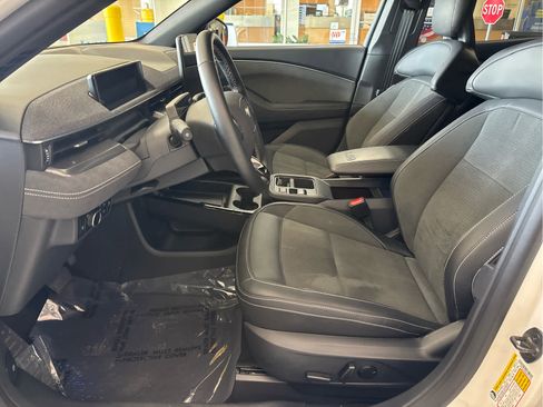 Used 2025 Ford Mustang Mach-E GT AWD/4WD image 26