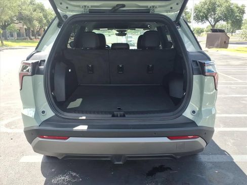 Used 2025 Chevrolet Equinox LT w/ Convenience Package II FWD image 16