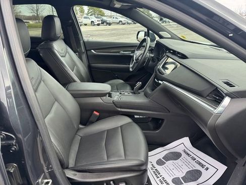 Certified 2023 Cadillac XT5 Sportv AWD/4WD image 17