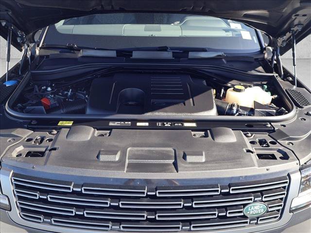 Used 2025 Land Rover Range Rover Sport SE AWD/4WD image 27