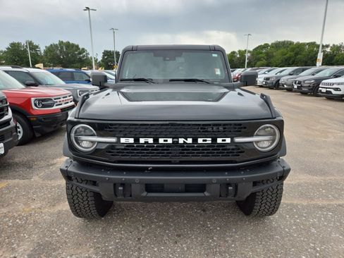 Used 2025 Ford Bronco Badlands AWD/4WD image 11