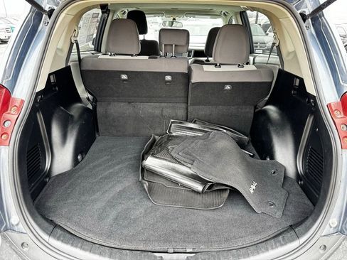 Used 2013 Toyota RAV4 XLE image 39