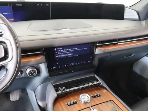 New 2026 Lincoln Navigator Black Label AWD/4WD image 5