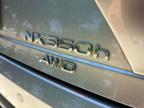 Used 2022 Lexus NX 350h AWD image 10