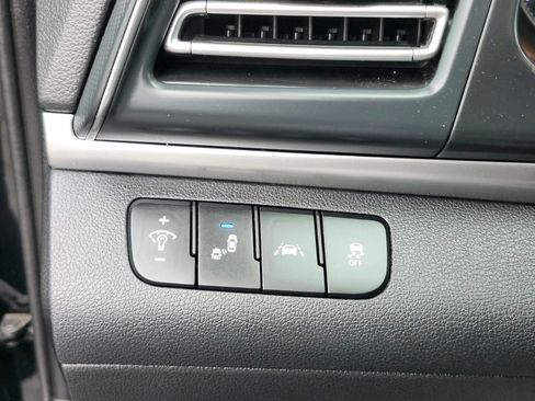 Used 2019 Hyundai Elantra Limited w/ Ultimate Package 02 image 25